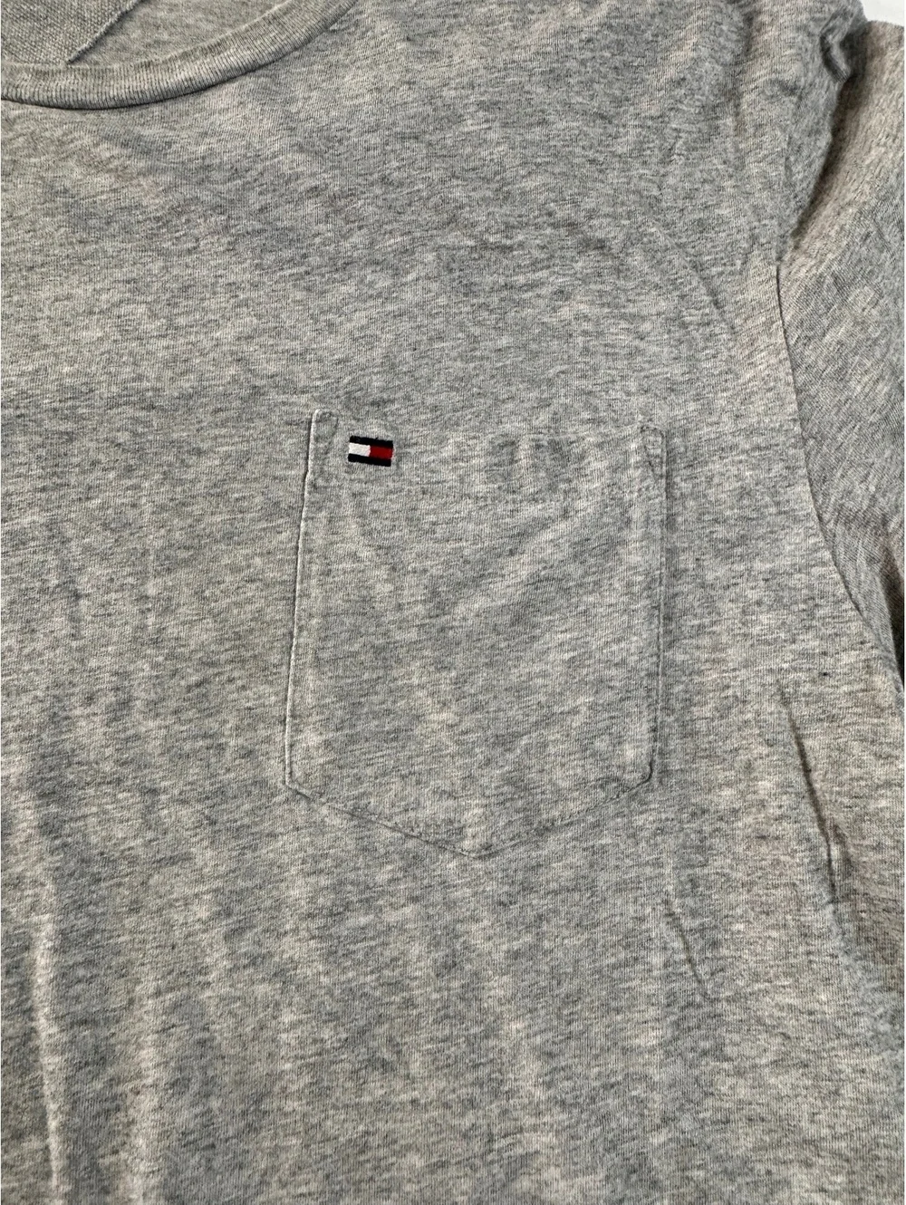 Tommy Hilfiger Men's Grey Crew Neck Pocket T-Shirt Size L